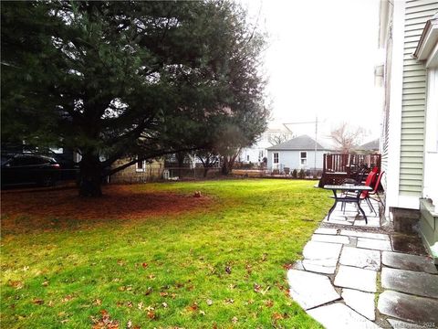 Tiny photo for 237 Brewster Street #1st Floor, Bridgeport, CT 06605 (MLS # 24150557)