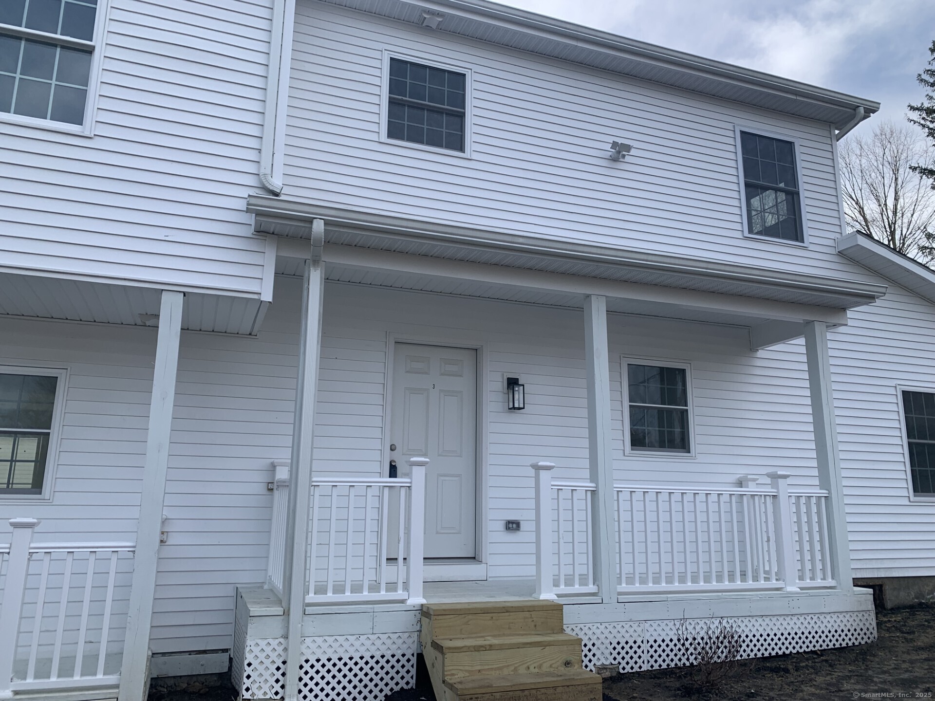 Rental Property at Park Lane Road 3, New Milford, Connecticut - Bedrooms: 3 
Bathrooms: 2 
Rooms: 5  - $3,095 MO.