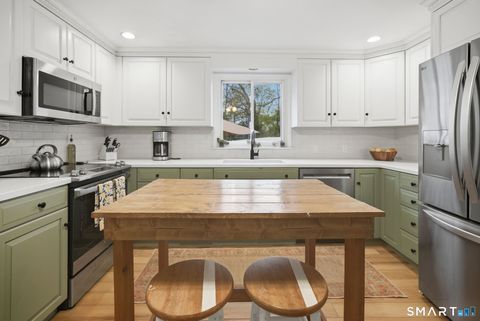 Tiny photo for 27 Fairfield Road, West Hartford, CT 06117 (MLS # 24167385)