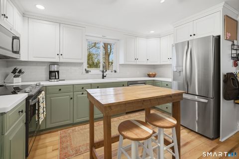 Tiny photo for 27 Fairfield Road, West Hartford, CT 06117 (MLS # 24167385)