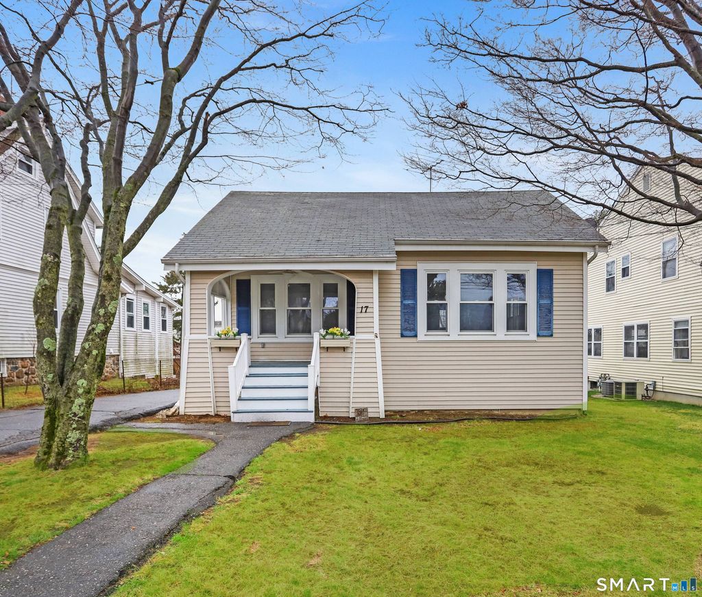 Photo of 17 Reservoir Avenue, Norwalk, CT 06850 (MLS # 24160083)