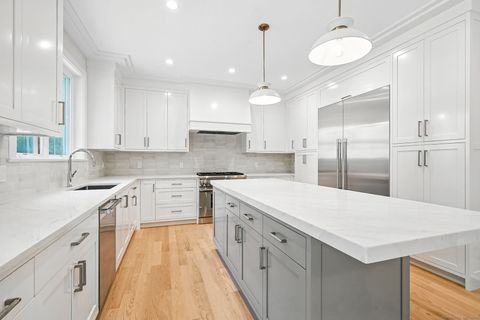 28 Pin Oak Court Westport CT 06880