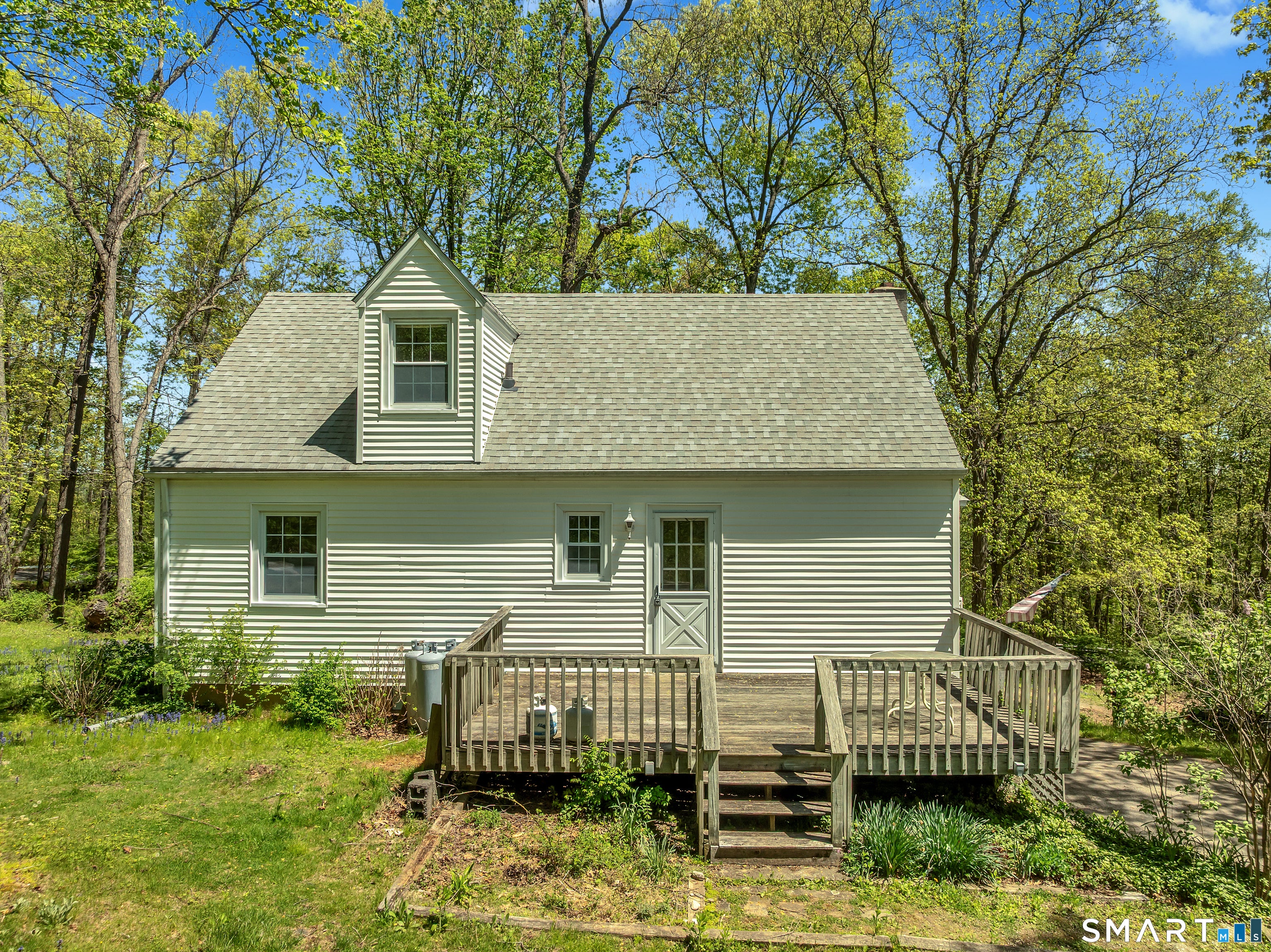 89 Lighthouse Road