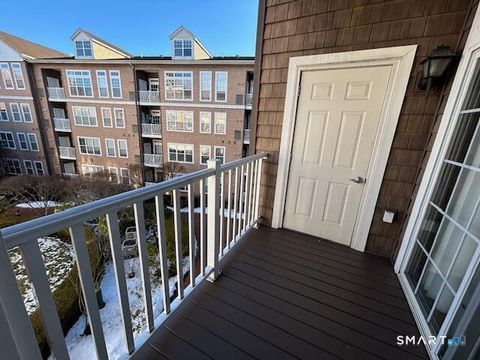 Tiny photo for 850 E Main Street #APT 420, Stamford, CT 06902 (MLS # 24148116)