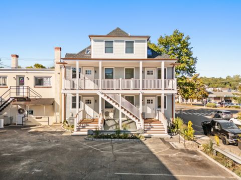 Tiny photo for 31 East Avenue #37-1, New Canaan, CT 06840 (MLS # 24136342)