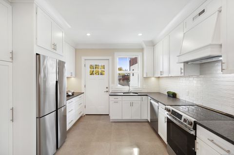 Tiny photo for 31 East Avenue #37-1, New Canaan, CT 06840 (MLS # 24136342)