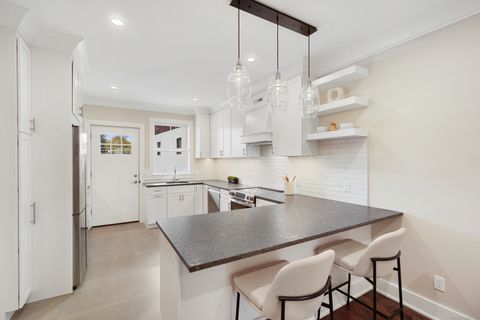 Tiny photo for 31 East Avenue #37-1, New Canaan, CT 06840 (MLS # 24136342)