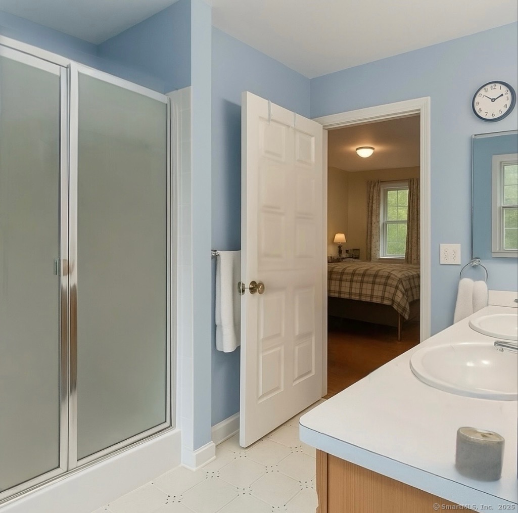 68 E Village Road, Monroe, Connecticut image 23