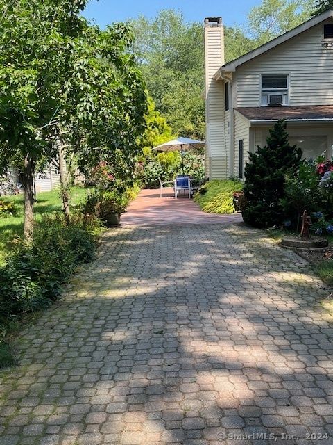 A home in Old Lyme