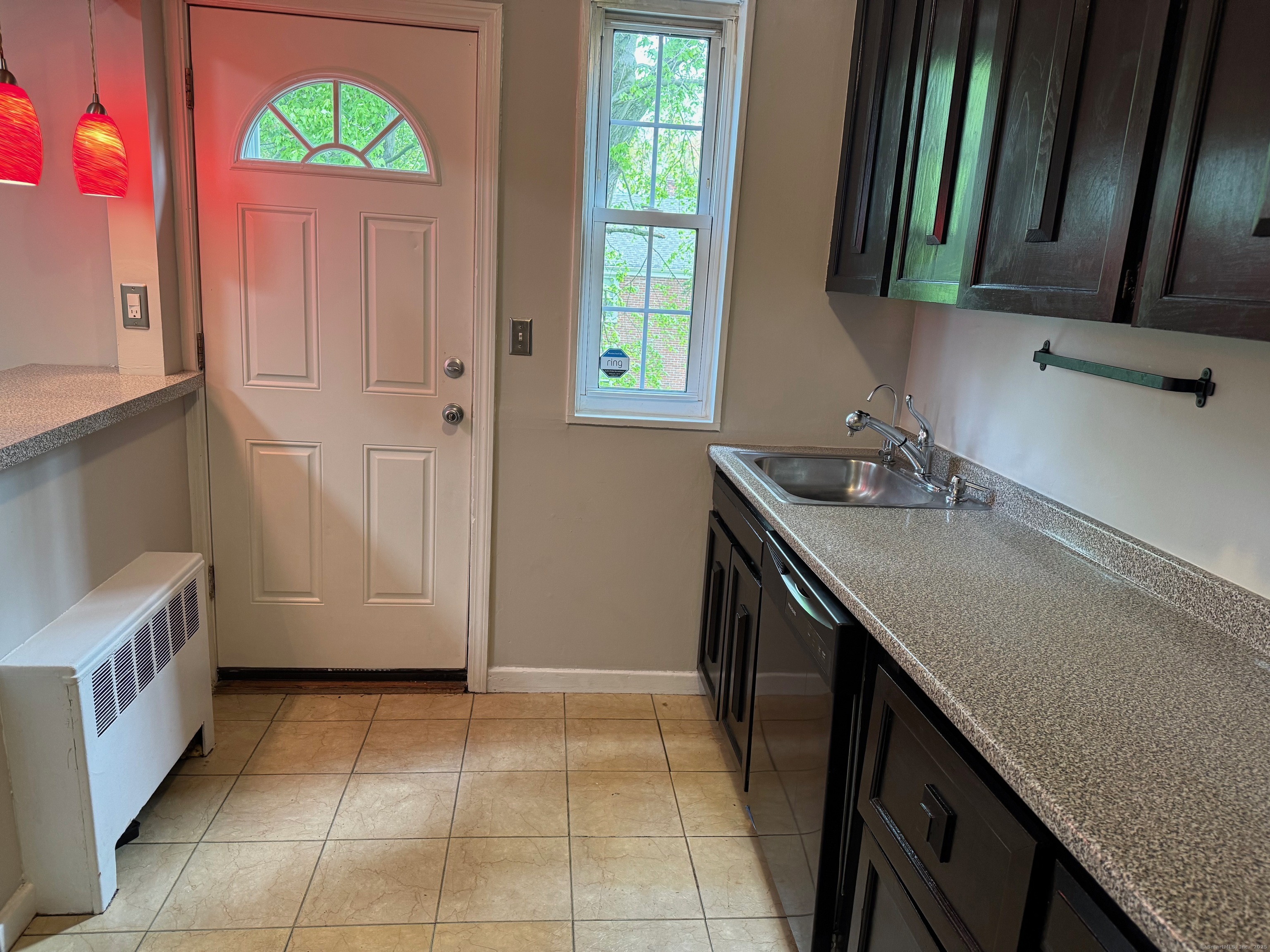 67 Mencel Circle #D, Bridgeport, Connecticut image 2