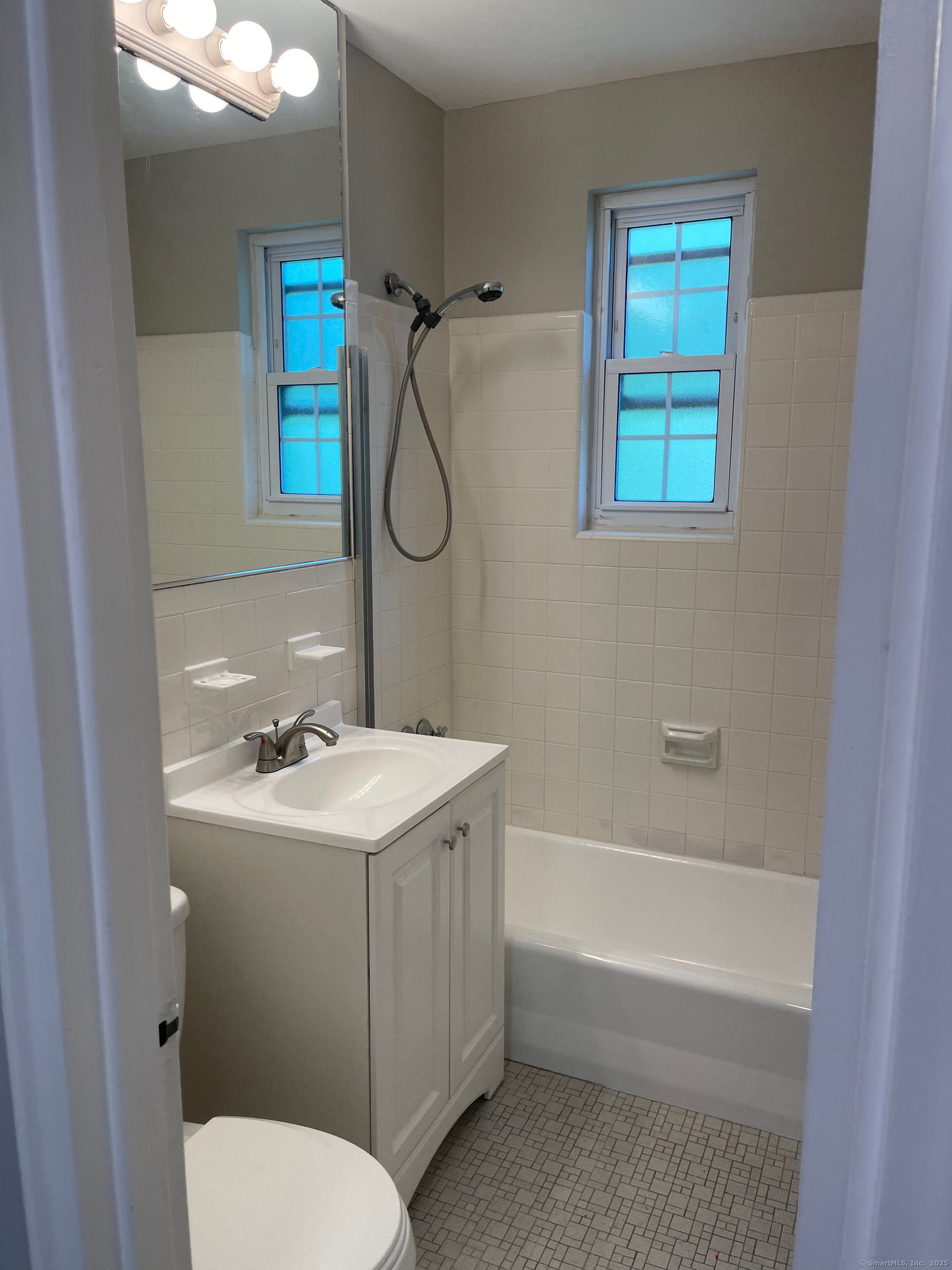 67 Mencel Circle #D, Bridgeport, Connecticut image 8