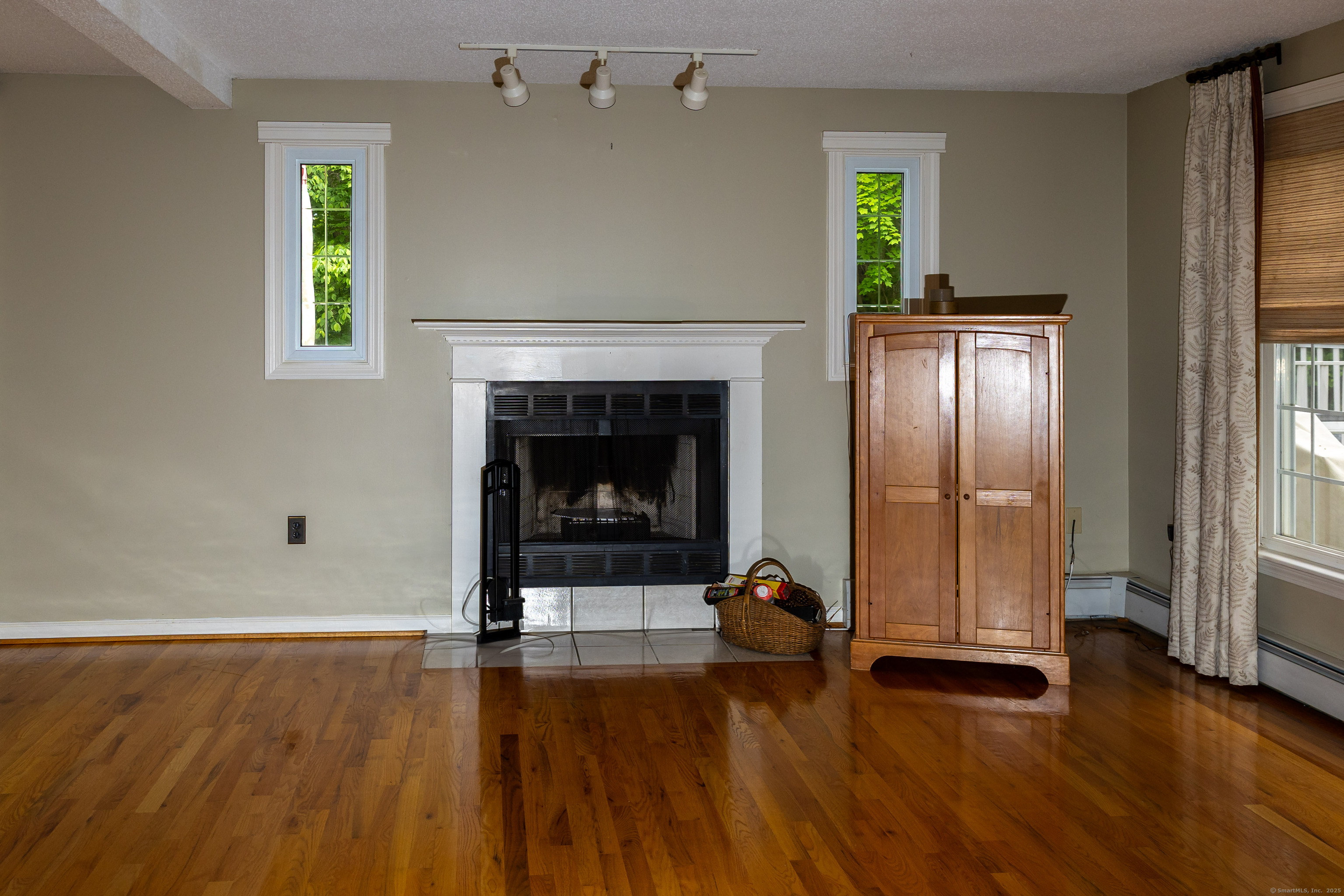 613 Ridgewood Road, Middletown, Connecticut image 6