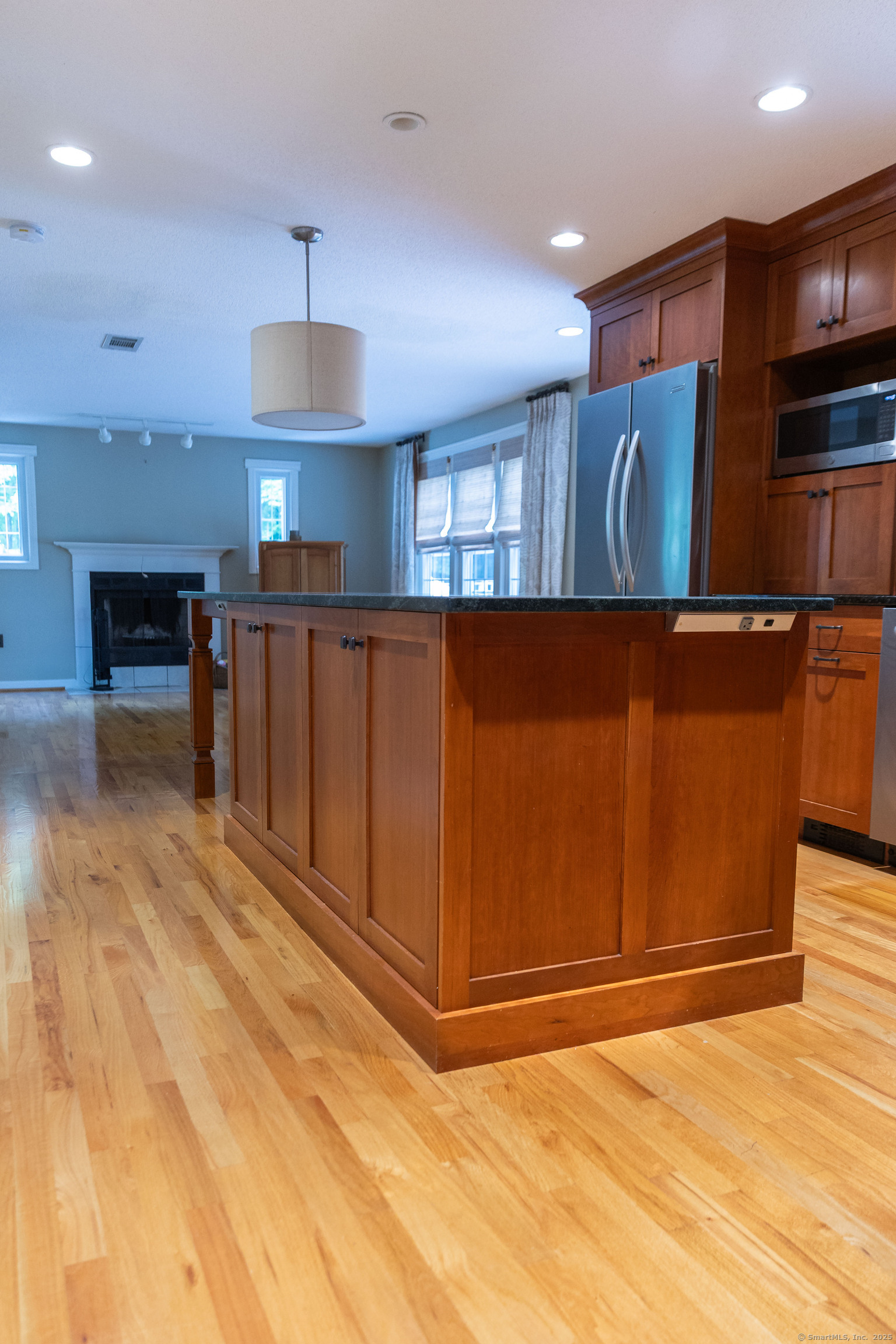 613 Ridgewood Road, Middletown, Connecticut image 8