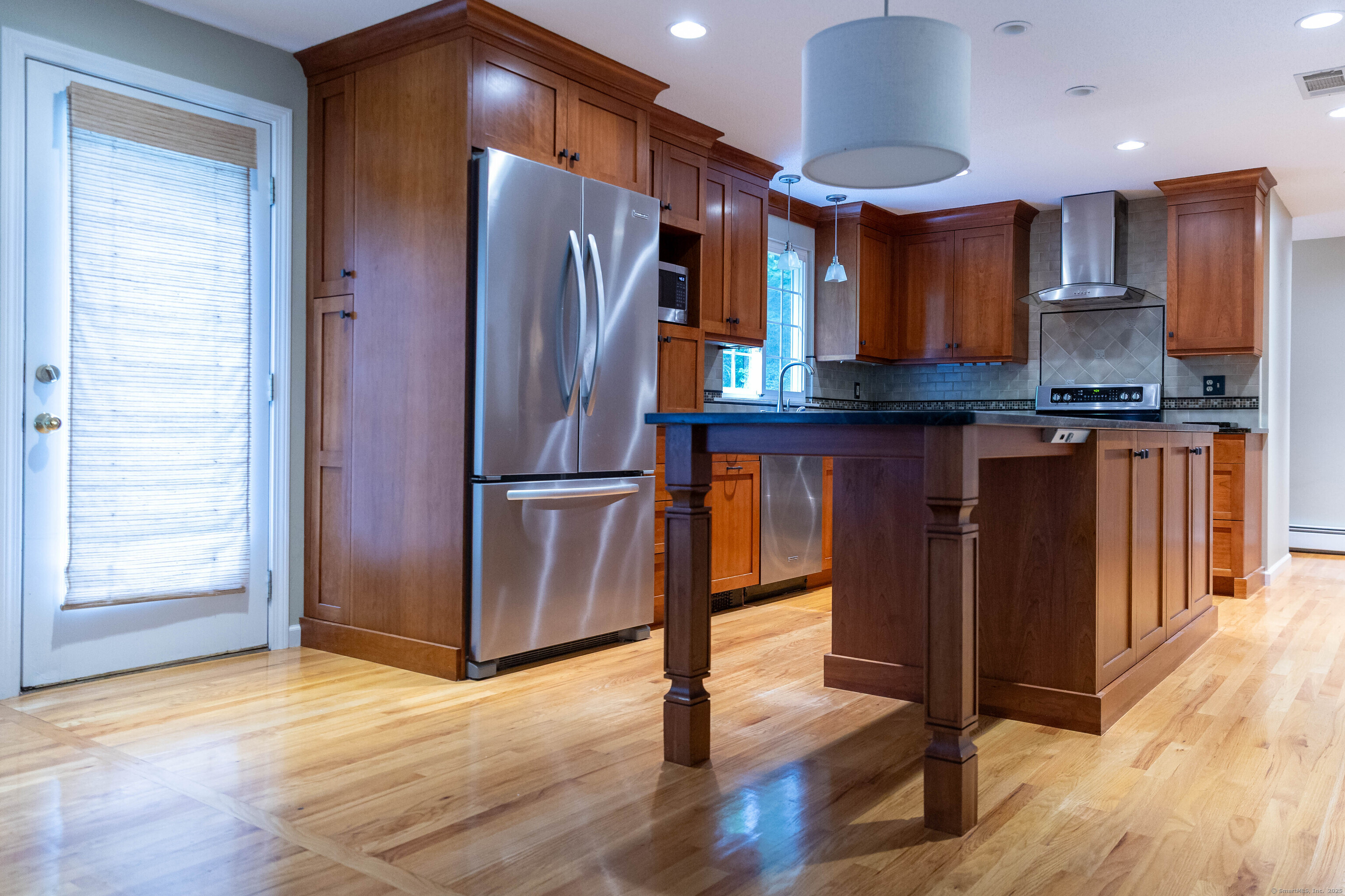 613 Ridgewood Road, Middletown, Connecticut image 11