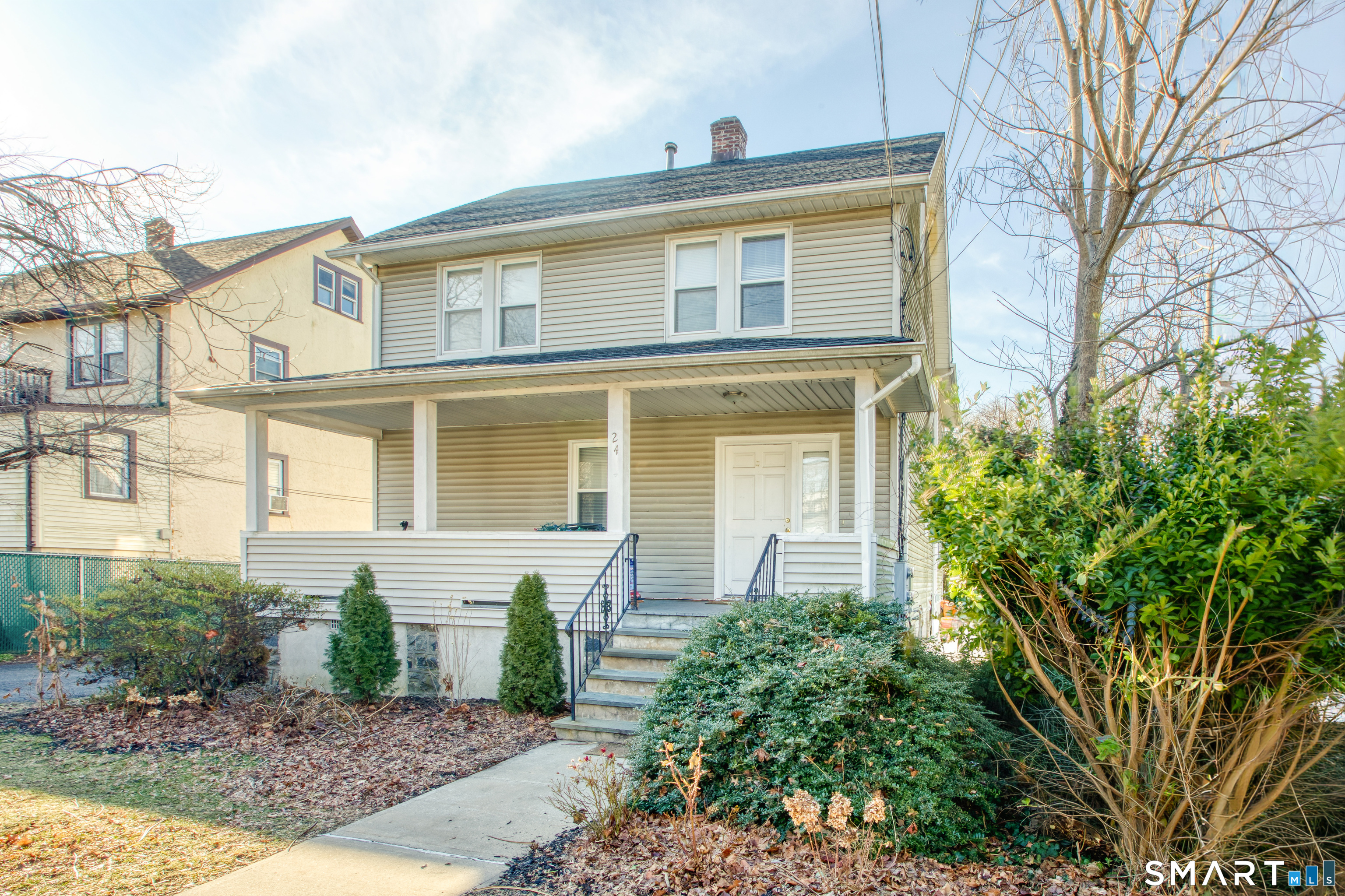 24 Hollow Wood Lane 1