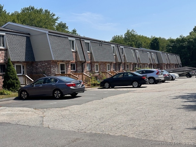231 Boston Post Road 17