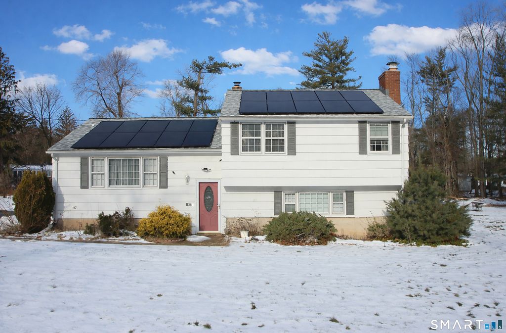 Photo of 384 Middletown Avenue, North Haven, CT 06473 (MLS # 24146614)