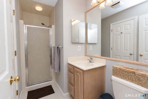 Tiny photo for 6 Stratford Park #6, Bloomfield, CT 06002 (MLS # 24197759)