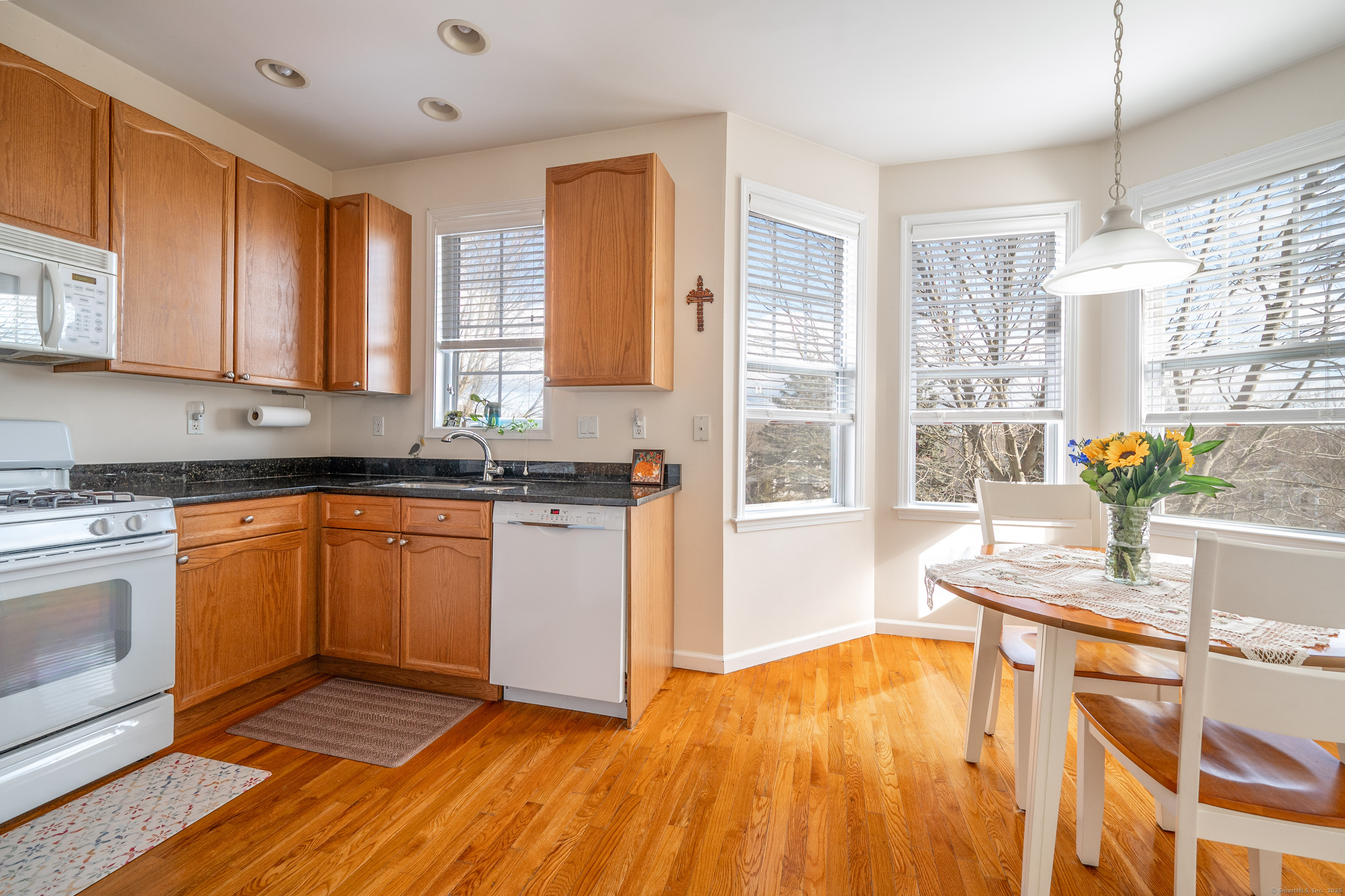 34 Maura Lane #34, Danbury, Connecticut image 9