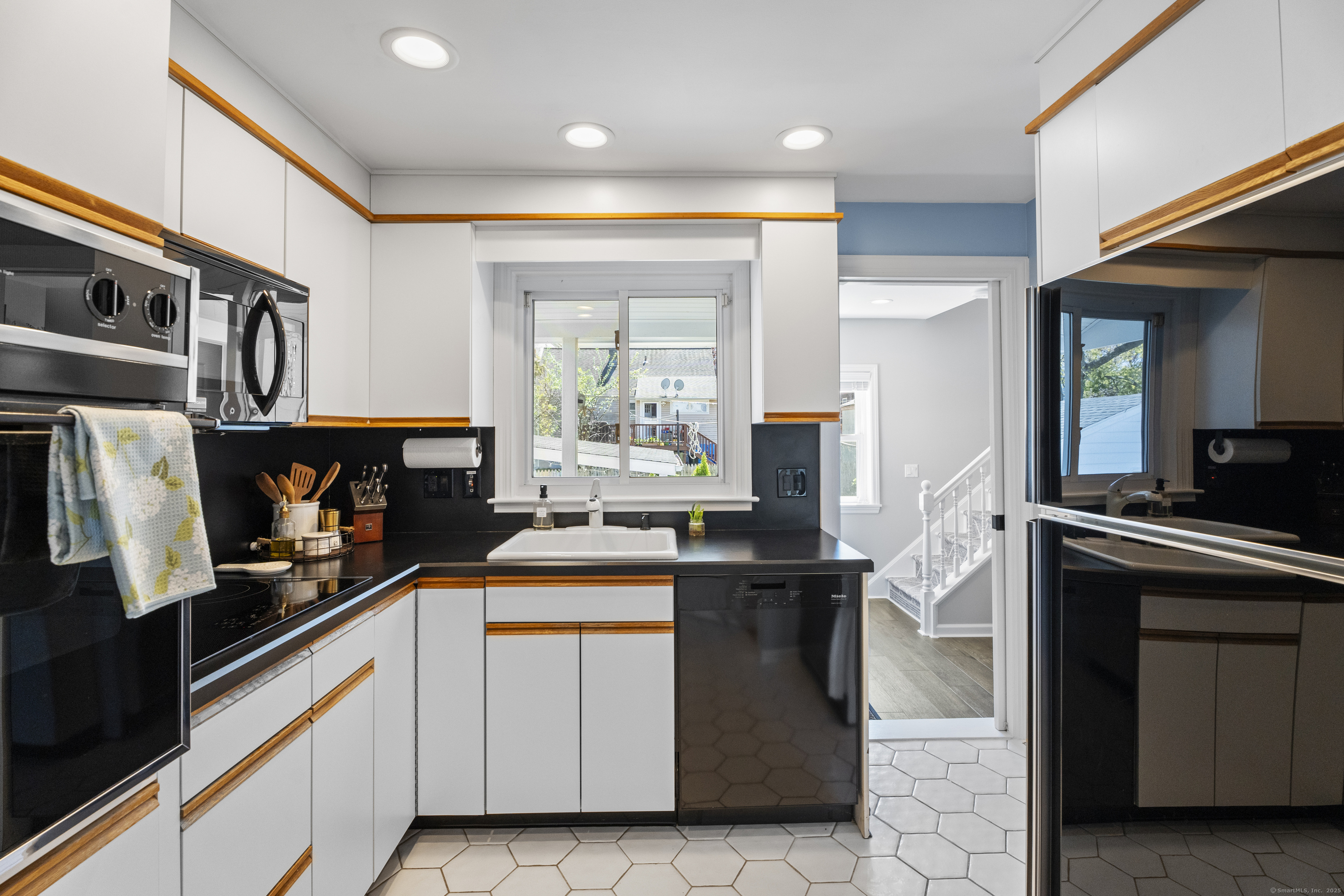131 Vesper Street, Fairfield, Connecticut image 6
