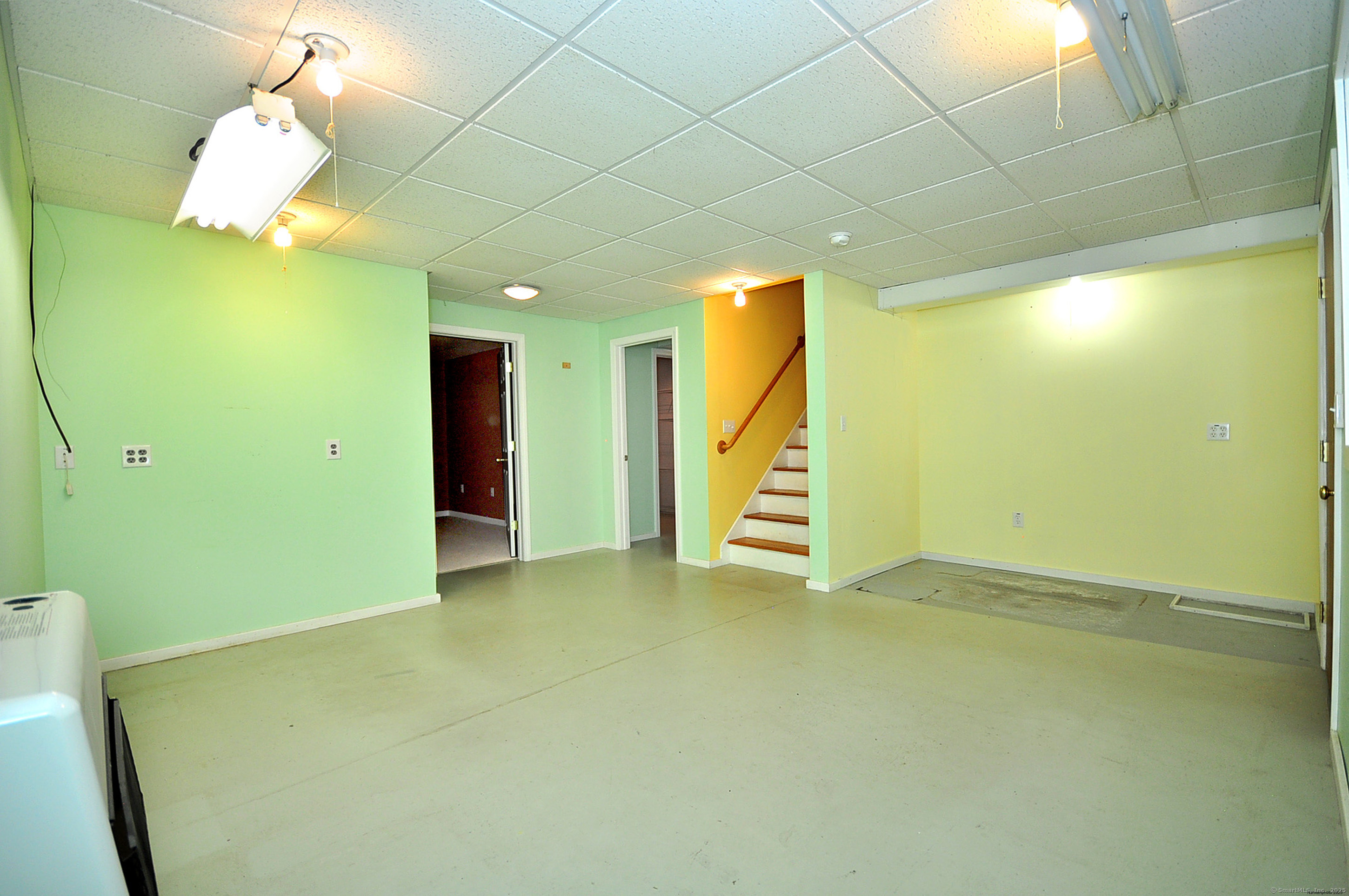 81 Hunt Glen Drive #81, Granby, Connecticut image 32
