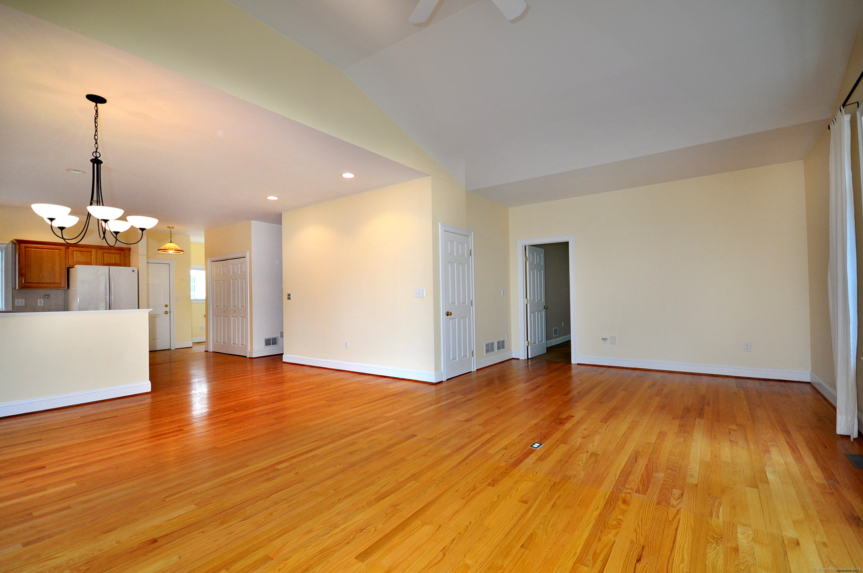 81 Hunt Glen Drive #81, Granby, Connecticut image 13