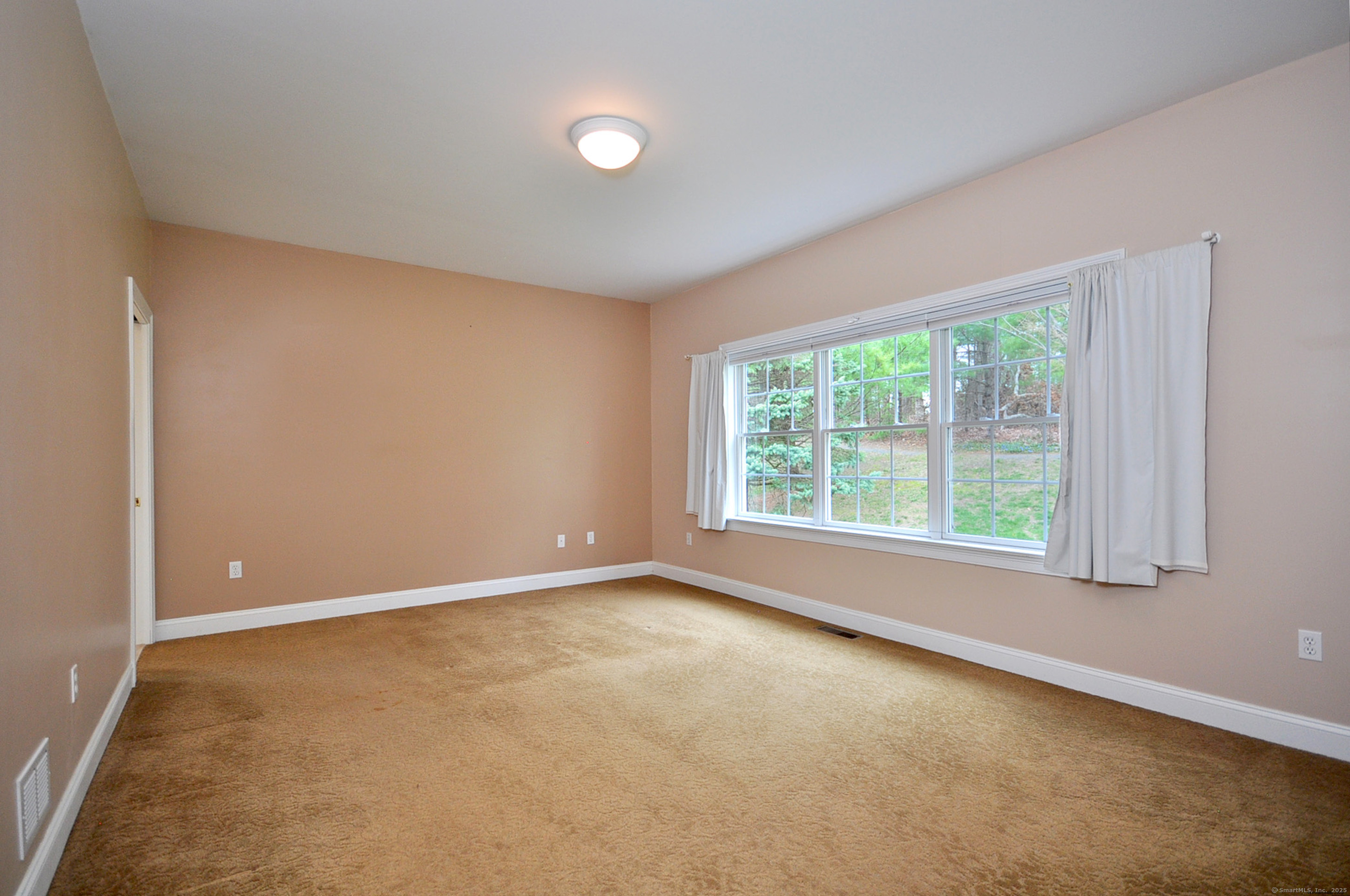 81 Hunt Glen Drive #81, Granby, Connecticut image 15