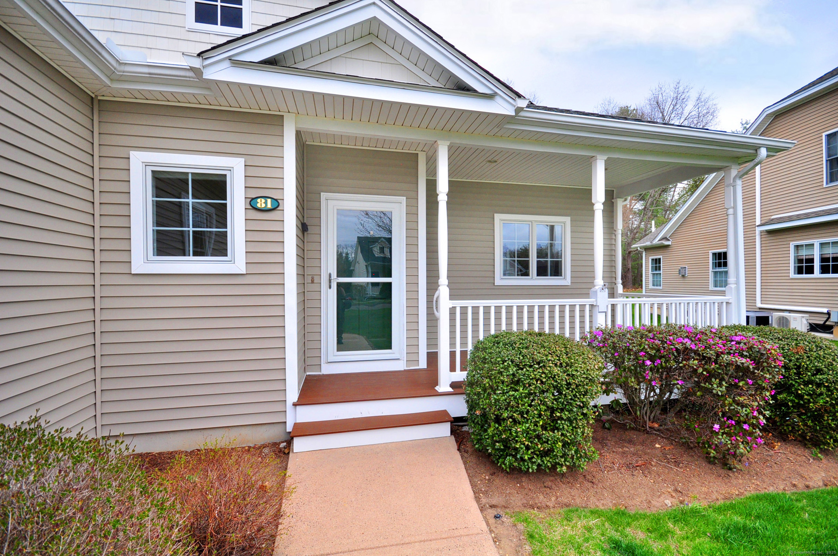 81 Hunt Glen Drive #81, Granby, Connecticut image 2