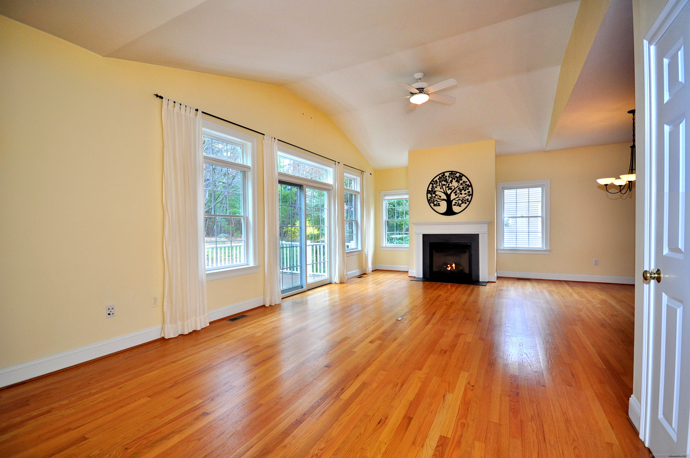 81 Hunt Glen Drive #81, Granby, Connecticut image 12