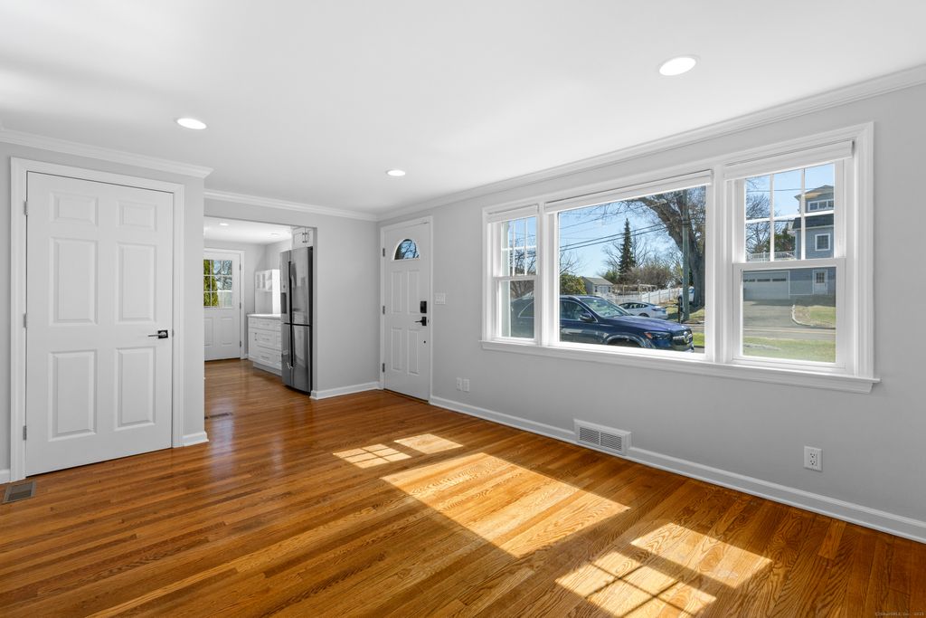 Photo of 36 Ocean Drive E, Stamford, CT 06902 (MLS # 24175015)