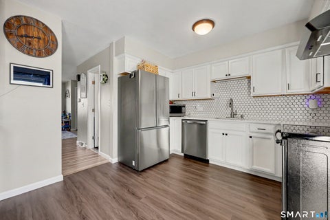 Tiny photo for 82 Orangewood W #82, Derby, CT 06418 (MLS # 24218335)
