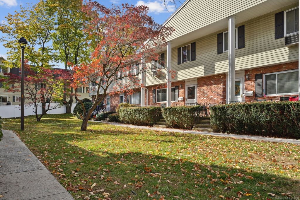 Photo of 69 Maple Tree Avenue #APT 4, Stamford, CT 06906 (MLS # 24134934)