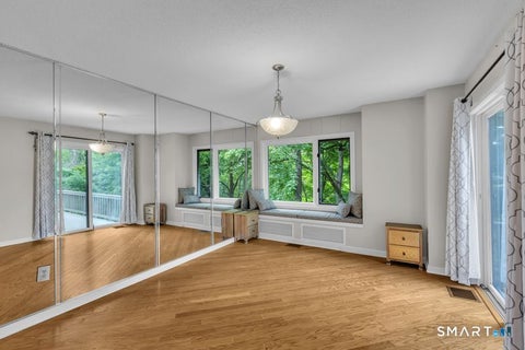 Tiny photo for 3 Saddle Crossing #3, Avon, CT 06001 (MLS # 24205716)