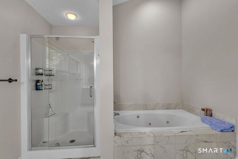 Tiny photo for 3 Saddle Crossing #3, Avon, CT 06001 (MLS # 24205716)