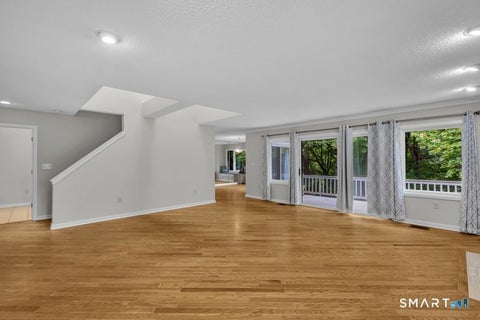 Tiny photo for 3 Saddle Crossing #3, Avon, CT 06001 (MLS # 24205716)