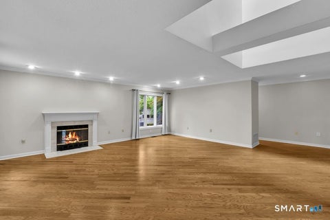 Tiny photo for 3 Saddle Crossing #3, Avon, CT 06001 (MLS # 24205716)