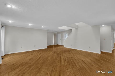 Tiny photo for 3 Saddle Crossing #3, Avon, CT 06001 (MLS # 24205716)