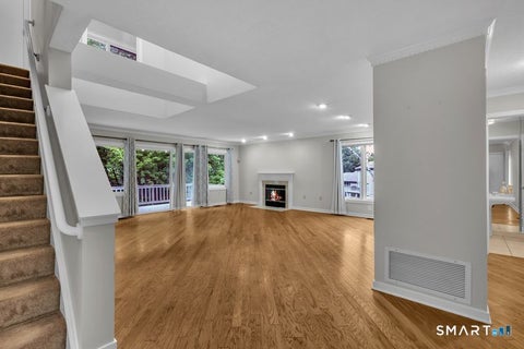 Tiny photo for 3 Saddle Crossing #3, Avon, CT 06001 (MLS # 24205716)