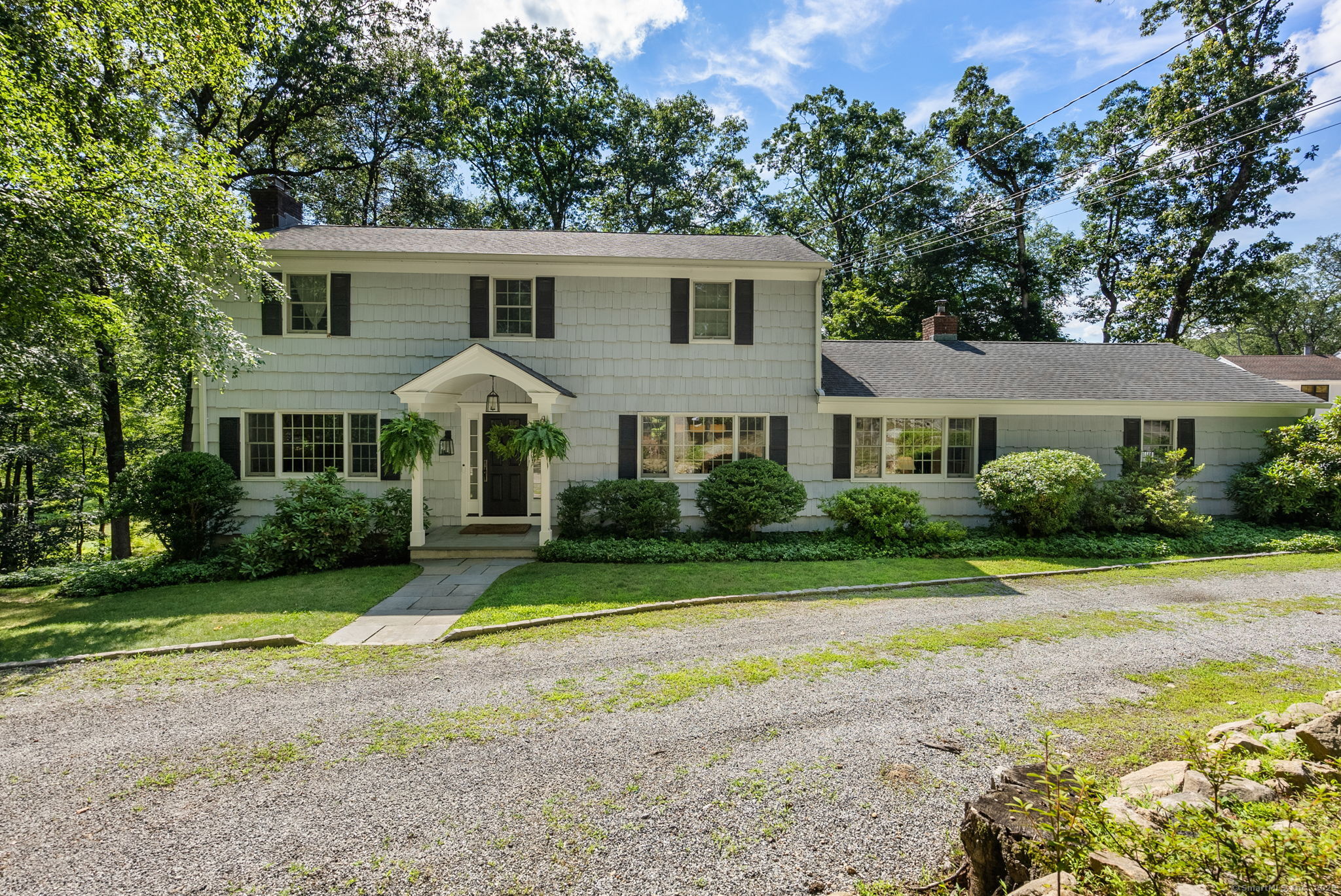 16 Pinnacle Rock Road