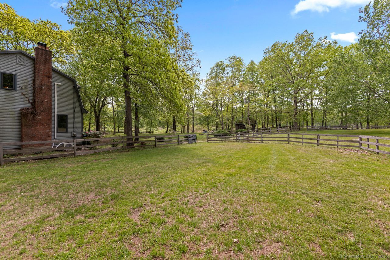 279 Ridge Hill Road, Montville, Connecticut image 25