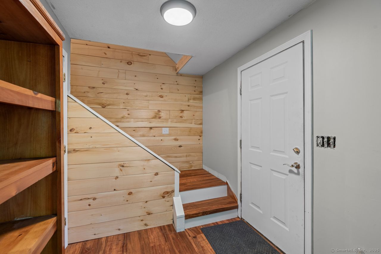 279 Ridge Hill Road, Montville, Connecticut image 13