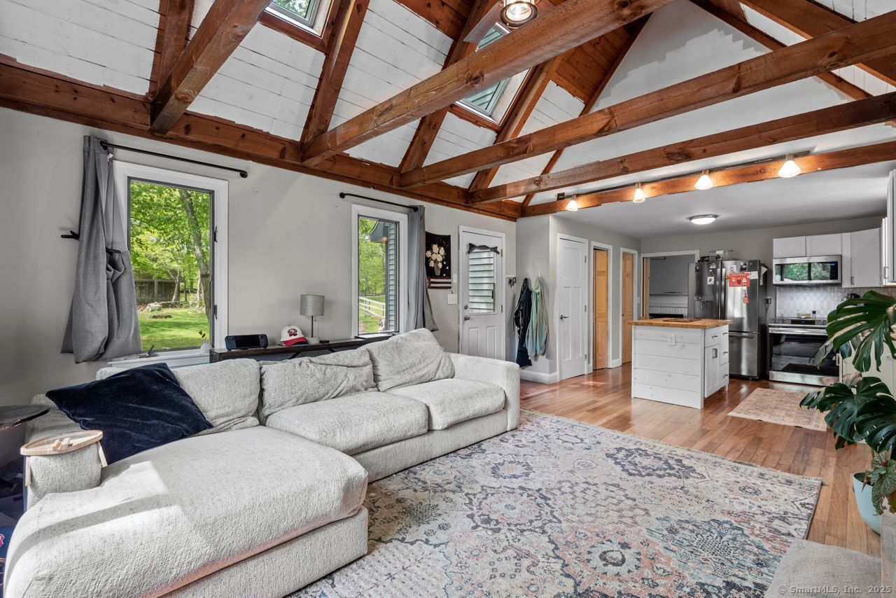 279 Ridge Hill Road, Montville, Connecticut image 8