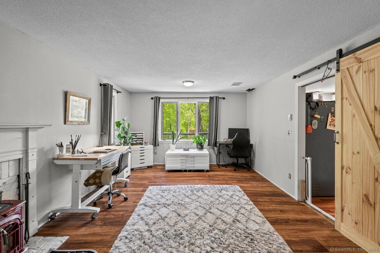 279 Ridge Hill Road, Montville, Connecticut image 16
