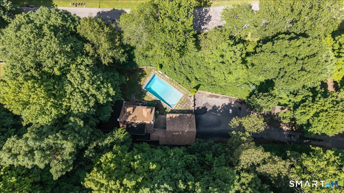 24 Steinmann Avenue