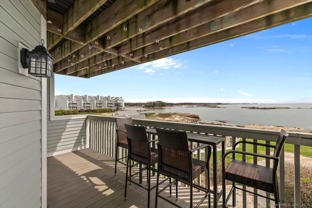 1 Mansfield Grove Road APT 206