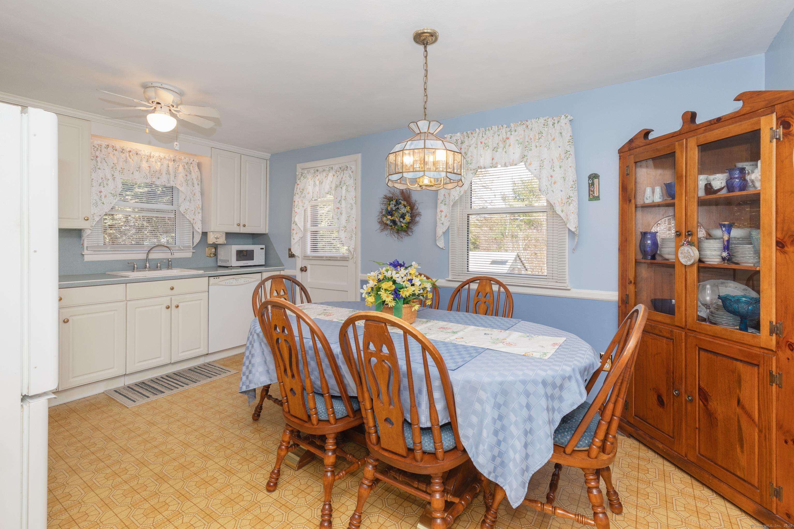 40 Mount Carmel Avenue, Waterbury, Connecticut image 7
