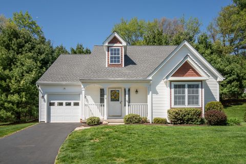 179 Thistle Pond Drive 179 Bloomfield CT 06002