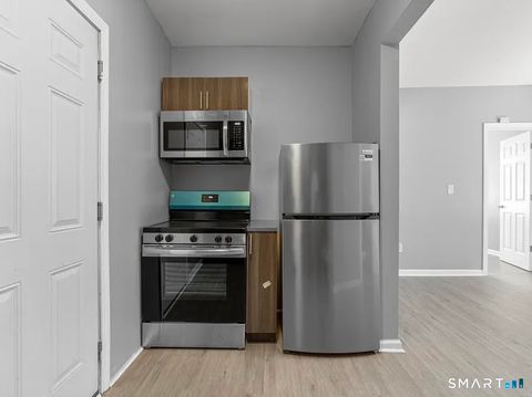 Photo of 31 Whittier Street, Bridgeport, CT 06605 (MLS # 24154412)