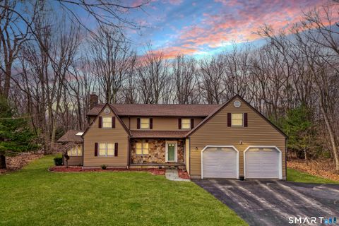 4 Alison Court Prospect CT 06712