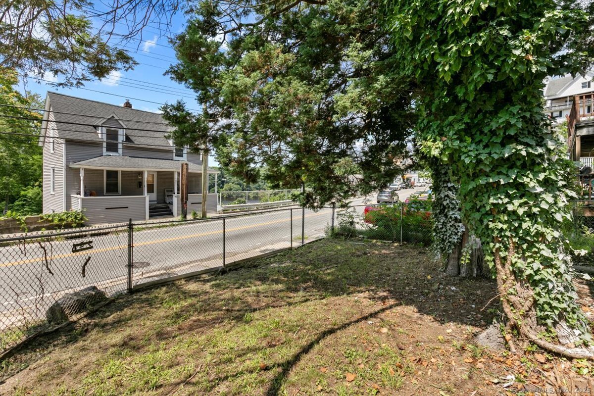 296 Laurel Hill Avenue